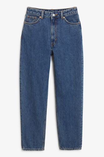 Schmal Zulaufende Jeans Taiki Mit Hohem Bund - Blau - Monki - Modalova