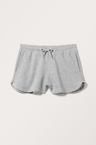 Mini-Frottee-Shorts - Grau - Monki - Modalova