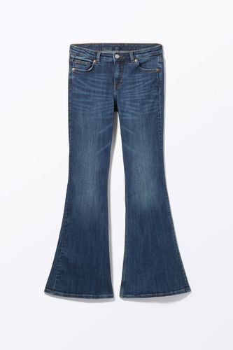 Katsumi Jeans Mit Schlag Und Niedriger Taille - Blau - Monki - Modalova