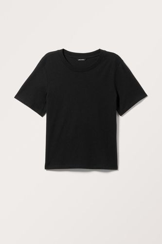 Kurzarm-T-Shirt Mit Normaler Passform - Monki - Modalova