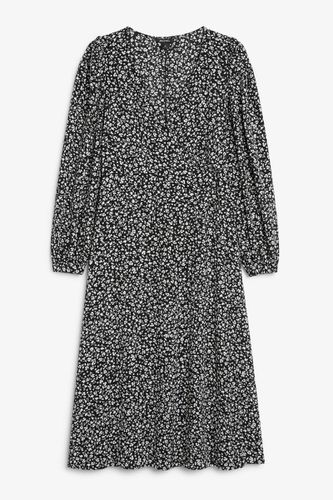 Langärmeliges Kleid Mit V-Ausschnitt - Schwarz Mehrfarbig - Monki - Modalova