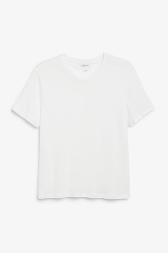 Weiches T-Shirt - Weiß - Monki - Modalova