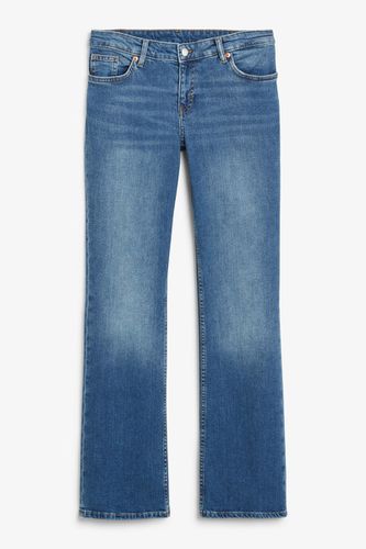 Tief Sitzende Jeans Wakumi Mit Bootcut - Blau - Monki - Modalova