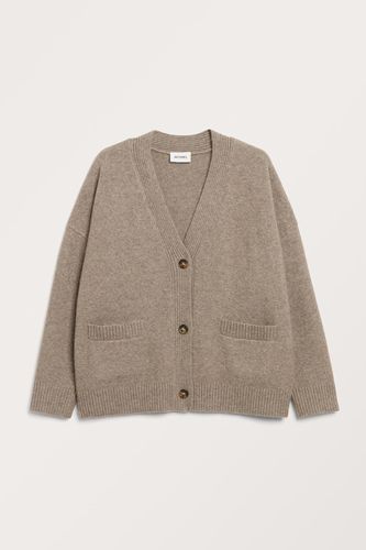 Locker Geschnittene Strickjacke - Beige Braun - Monki - Modalova