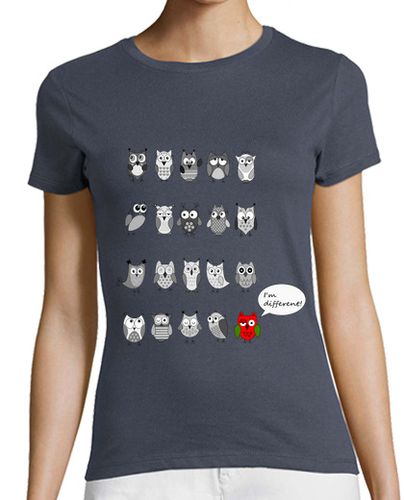 Camiseta mujer Different Owl TShirt Mujer - latostadora.com - Modalova