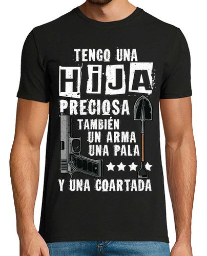 Camiseta Hombre Manga Corta Tengo Una Hija Preciosa Un Arma Y Una Pala Aviso Papá Al Novio laTostadora - latostadora.com - Modalova