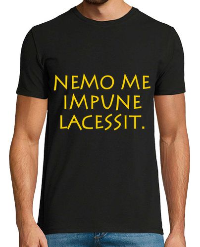 Camiseta nemo me impune lacessit - latostadora.com - Modalova