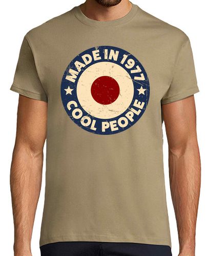 Camiseta Hombre Manga Corta Made in 1977 Cool People laTostadora - latostadora.com - Modalova