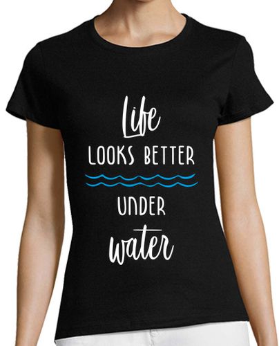 Camiseta mujer la vida se ve mejor bajo el agua - latostadora.com - Modalova