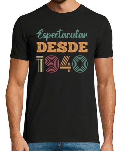 Camiseta ESPECTACULAR DESDE 1940 - latostadora.com - Modalova