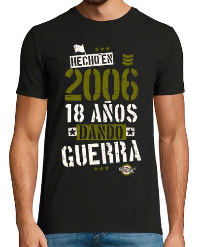 Camiseta 2006. 18 años dando guerra - latostadora.com - Modalova