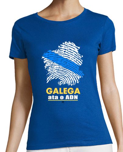 Camiseta mujer Camiseta GALEGA ata o A.D.N. laTostadora - latostadora.com - Modalova