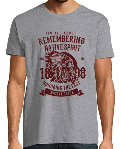 Camiseta Hombre Manga Corta Remembering Native Spirit laTostadora - latostadora.com - Modalova