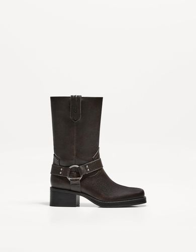 Bota Plana Biker Caña Media Mujer 35 - Bershka - Modalova