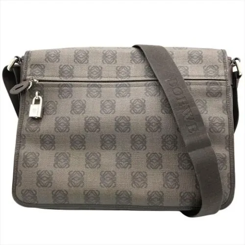 Pre-owned Plastic Shoulder Bag - Loewe Pre-owned - Modalova