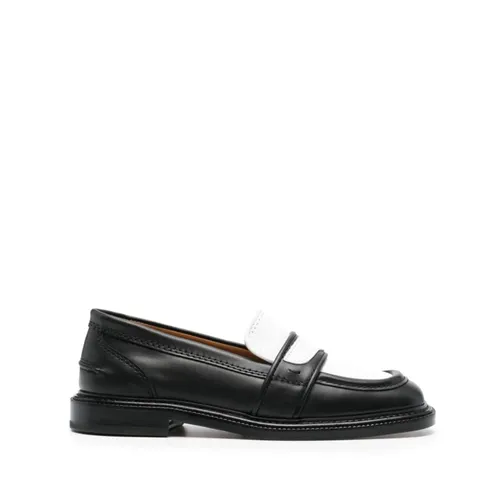 Shoes > Flats > Loafers - - Maison Kitsuné - Modalova