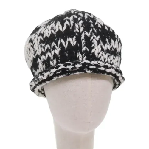 Pre-owned Wool hats - Chanel Vintage - Modalova