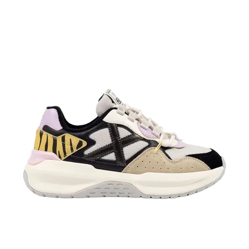 Shoes > Sneakers - - Munich - Modalova