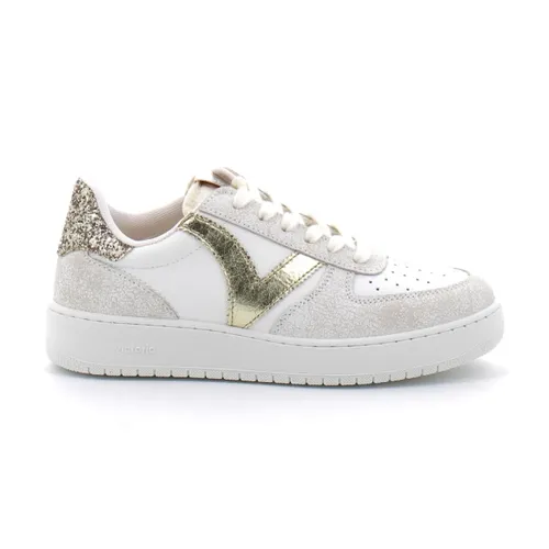 Shoes > Sneakers - - Victoria - Modalova