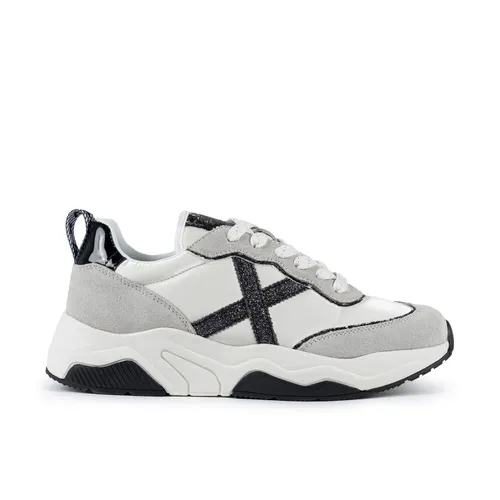 Shoes > Sneakers - - Munich - Modalova