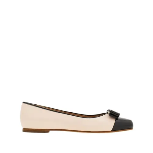 Shoes > Flats > Ballerinas - - Ferragamo - Modalova