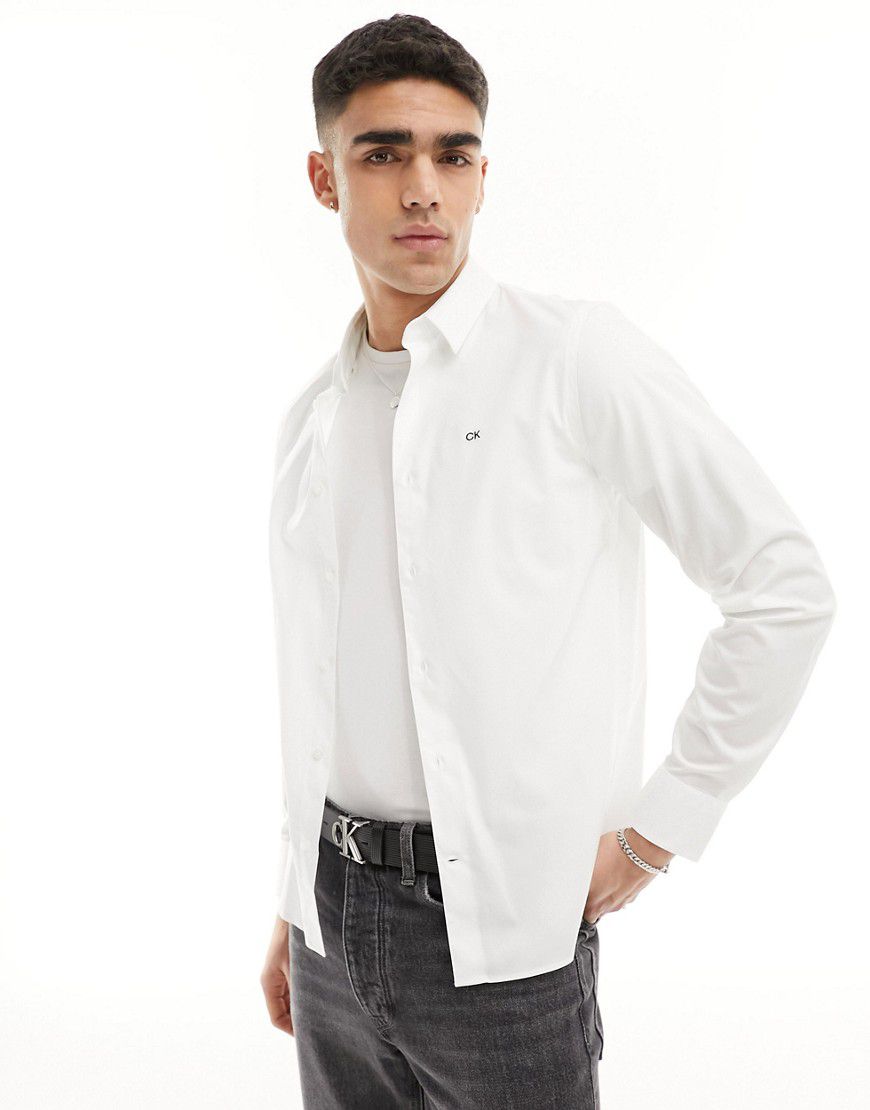 Camicia elasticizzata slim fit bianca in popeline - Calvin Klein - Modalova