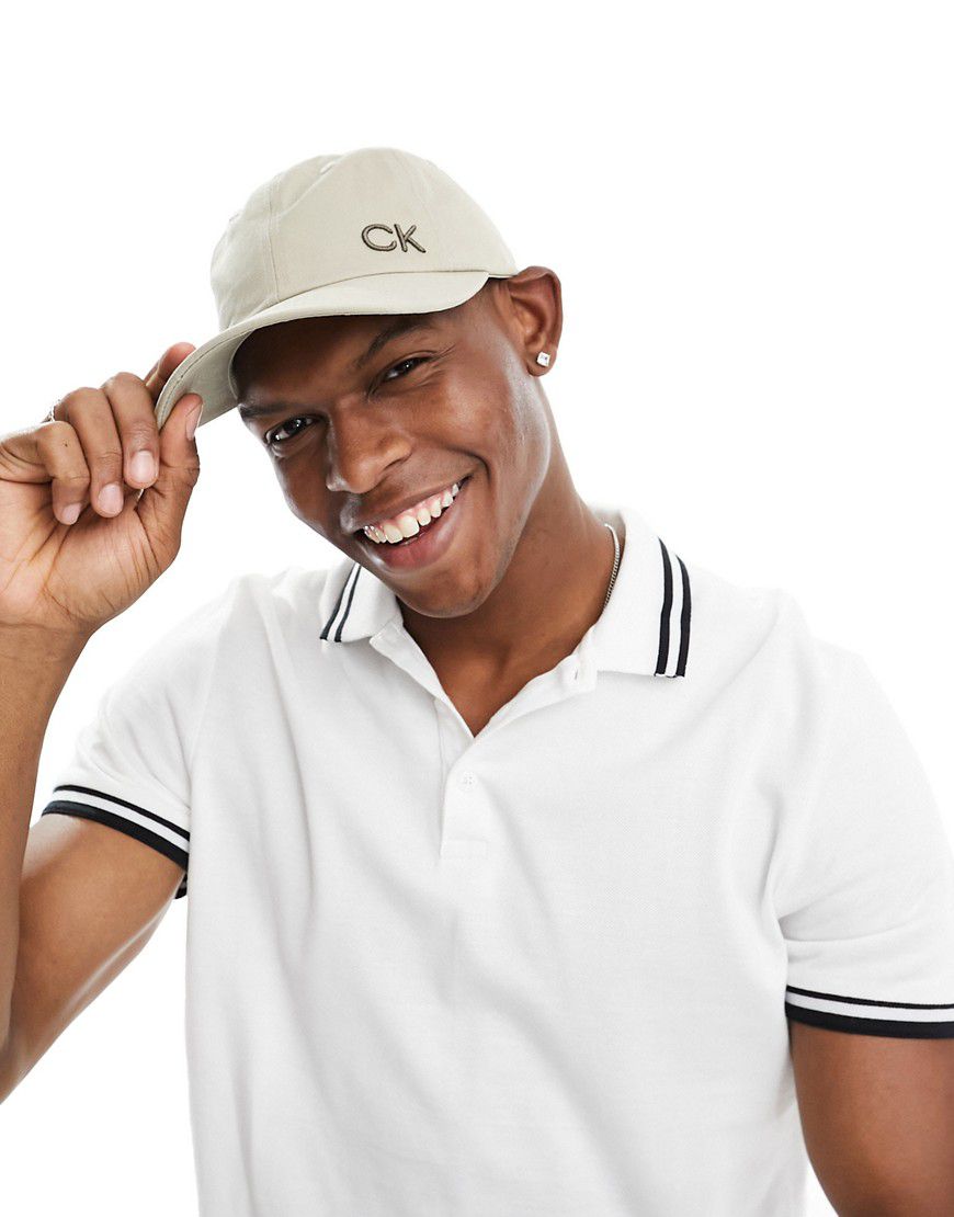 Cappellino in twill di cotone color sabbia - Calvin Klein Golf - Modalova