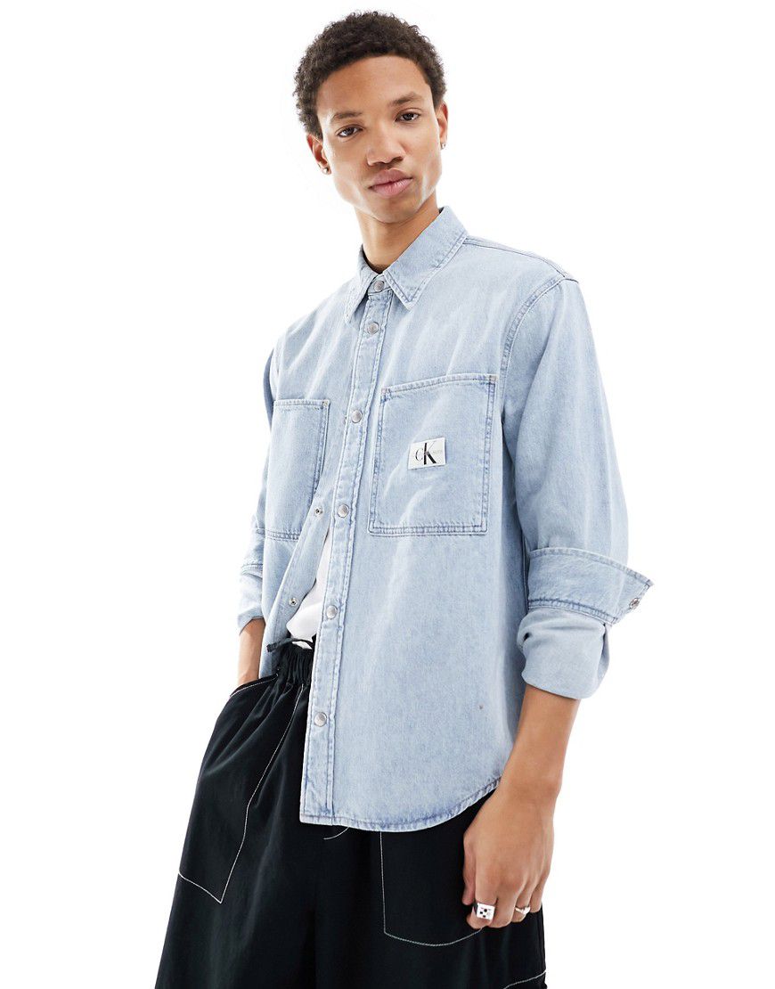 Camicia vestibilità classica lavaggio chiaro - Calvin Klein Jeans - Modalova