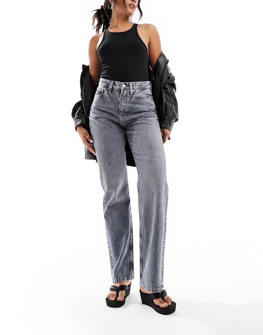 Jeans dritti a vita alta grigi - Calvin Klein Jeans - Modalova