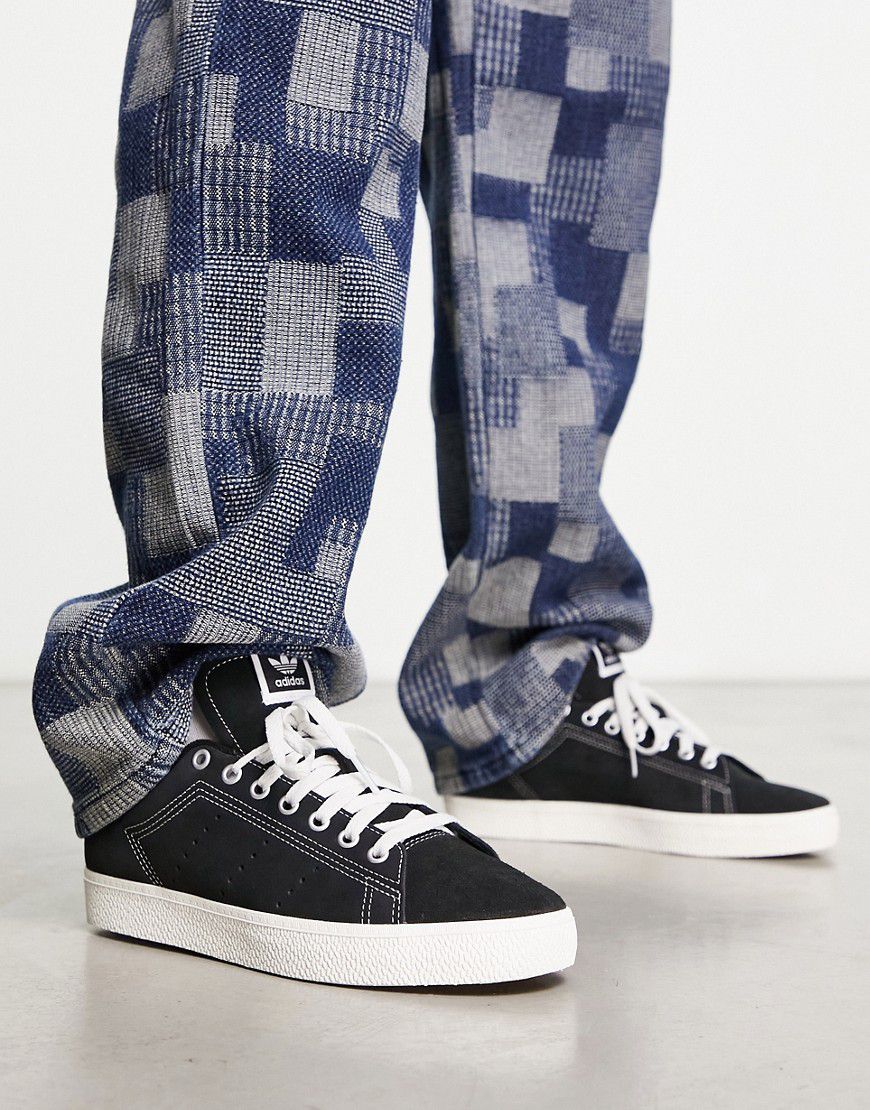 Stan Smith CS - Sneakers nere con cuciture a contrasto - adidas Originals - Modalova
