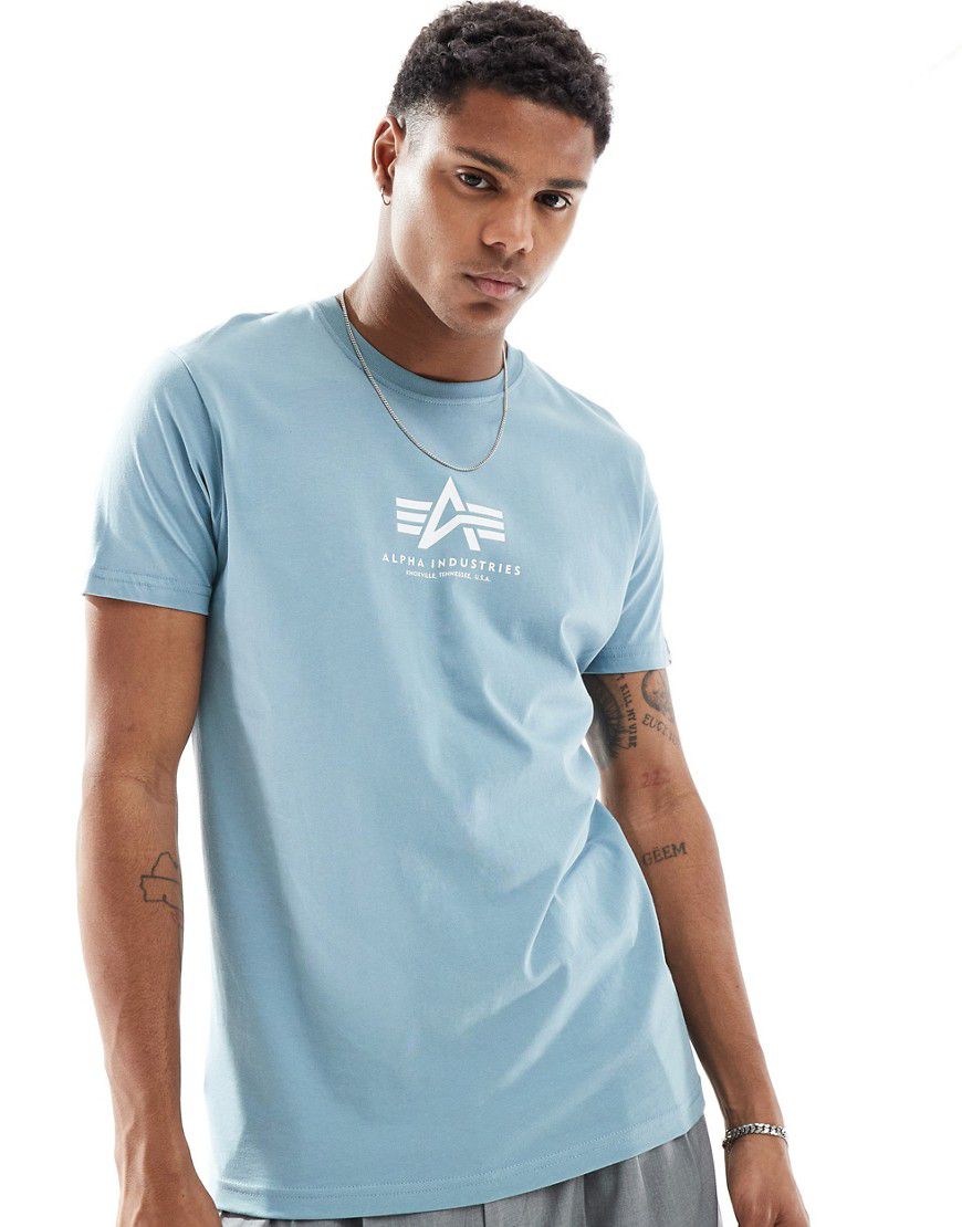 Alpha - T-shirt azzurra con logo sul petto - Alpha Industries - Modalova
