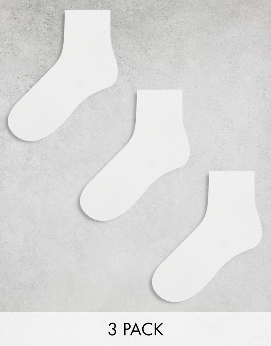 Confezione da 3 paia di calzini sportivi bianchi con base in spugna e supporto per arco plantare - ASOS DESIGN - Modalova