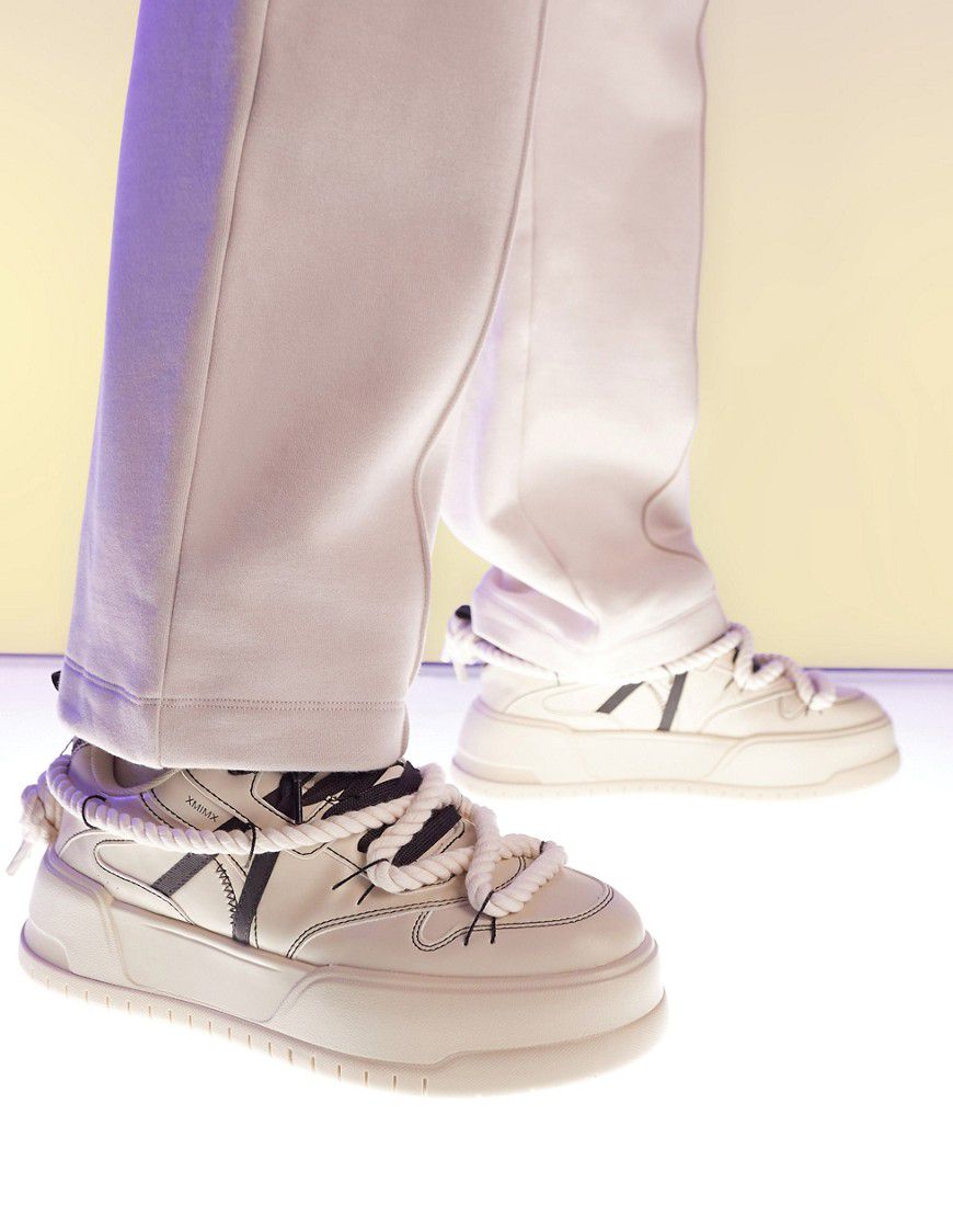Chunky sneakers beige con dettagli neri a contrasto - ASOS DESIGN - Modalova