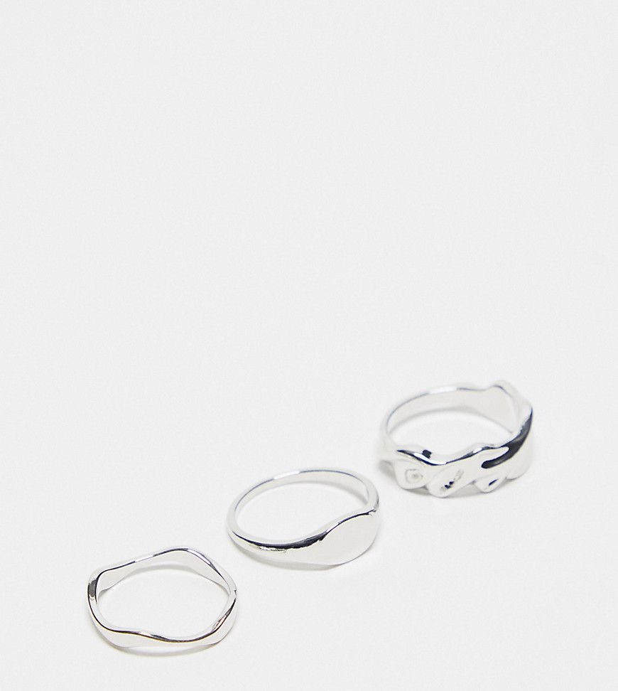 ASOS DESIGN Curve - Confezione da 3 anelli argentati con design fuso - ASOS Curve - Modalova
