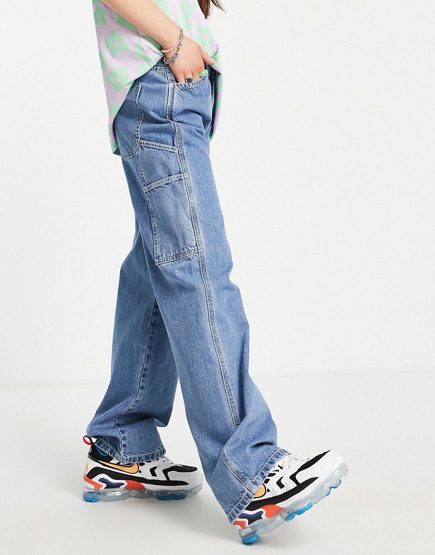 Jeans skater oversize a vita medio alta lavaggio chiaro - ASOS DESIGN - Modalova