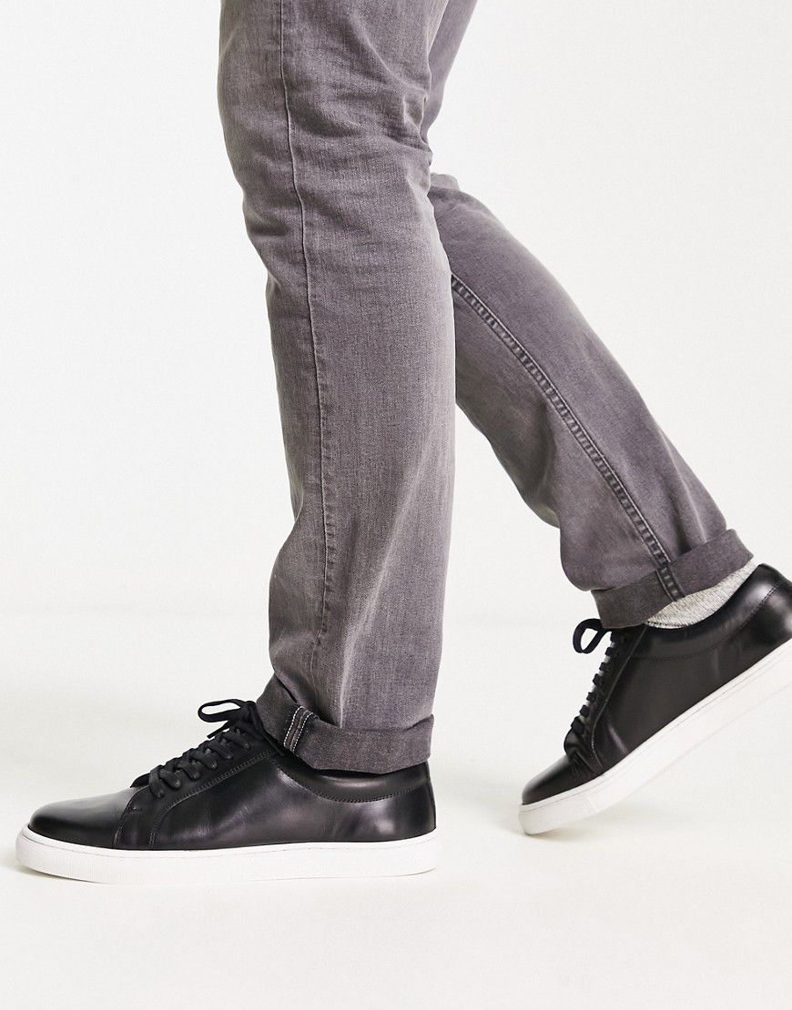 Sneakers stringate in pelle nera stile minimal - Bolongaro Trevor - Modalova