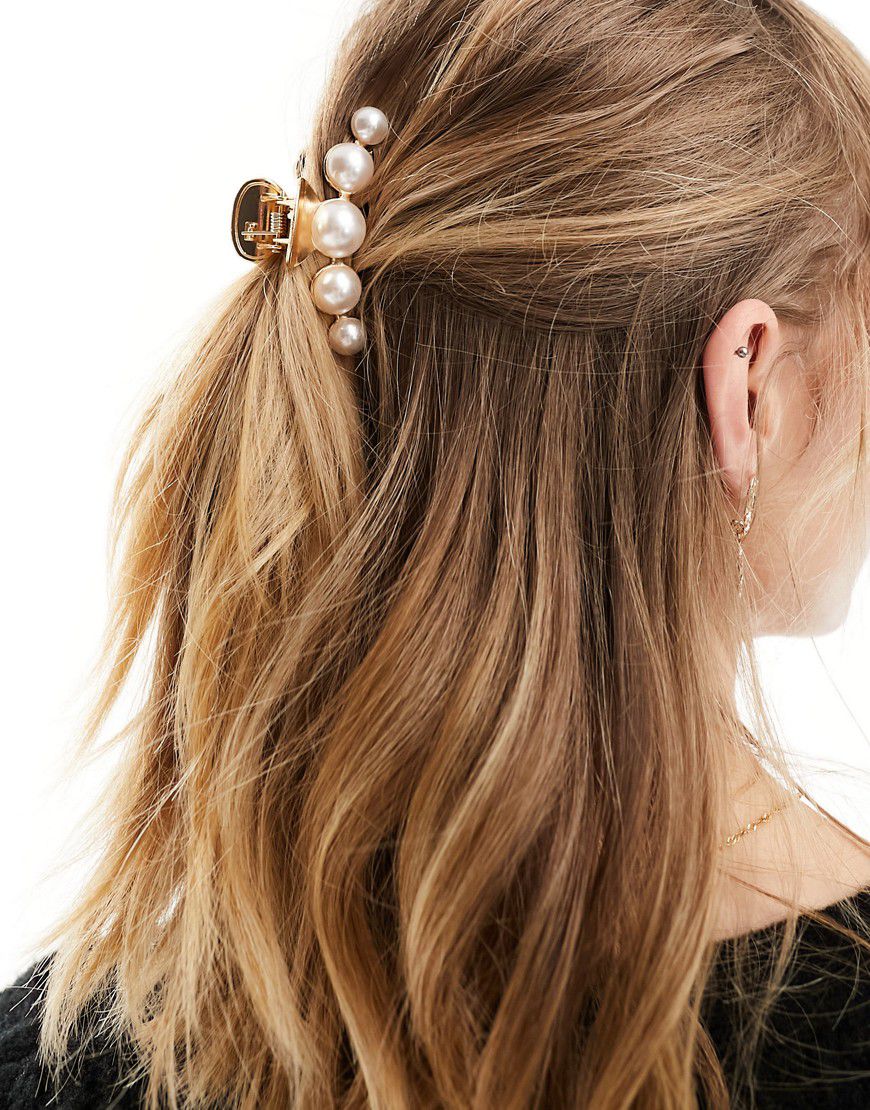 Pinza per capelli dorata con perle - DesignB London - Modalova