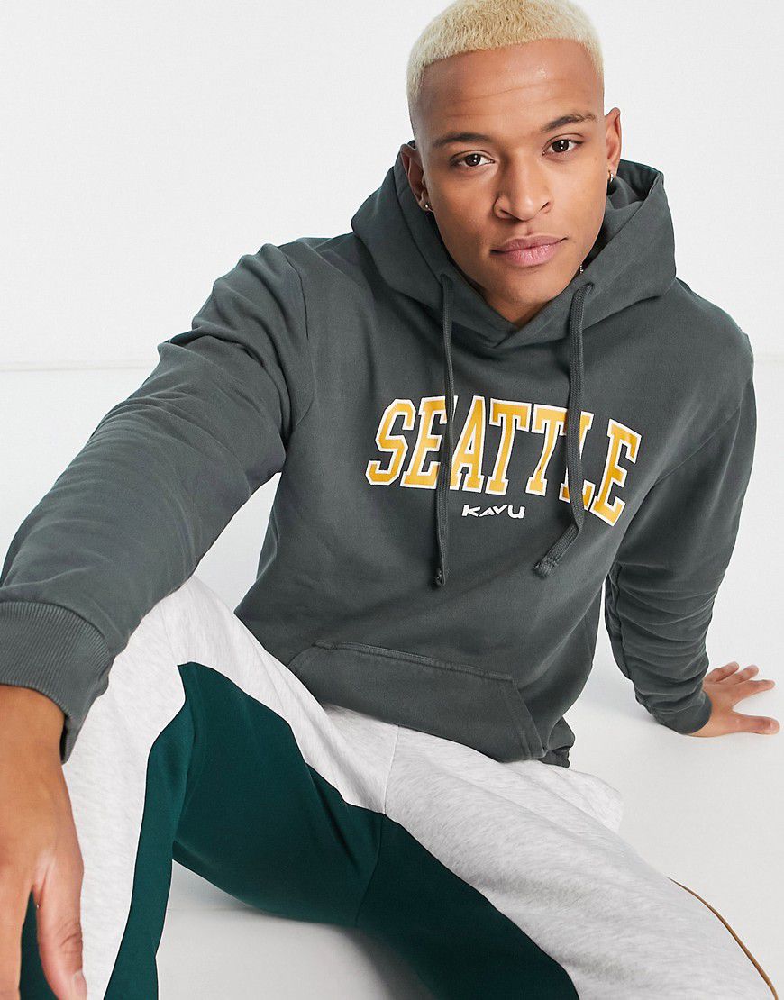 Seattle - Felpa con cappuccio grigia con stampa stile college sul petto - KAVU - Modalova