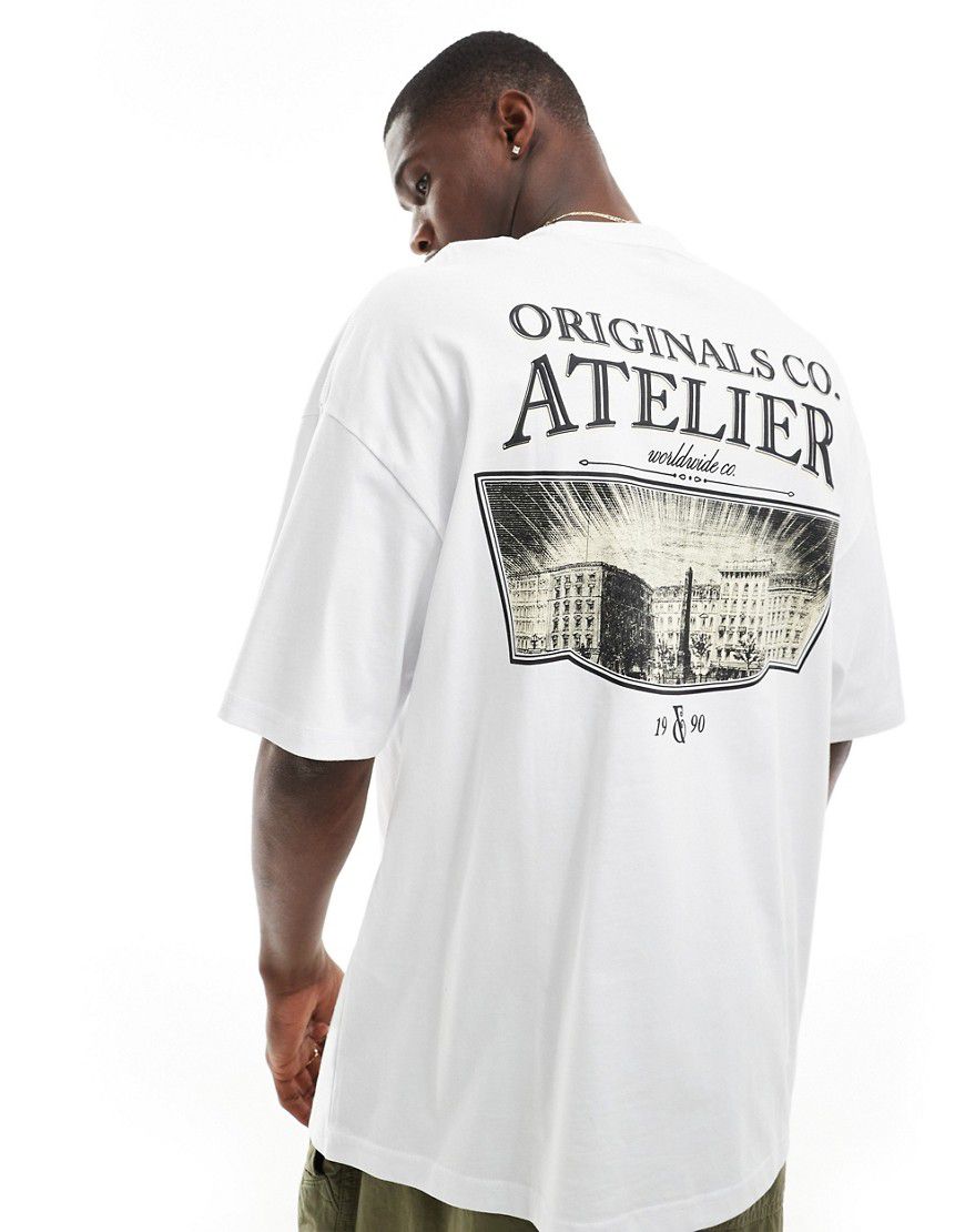 T-shirt oversize bianca con stampa "Atelier" sul retro - Jack & Jones - Modalova