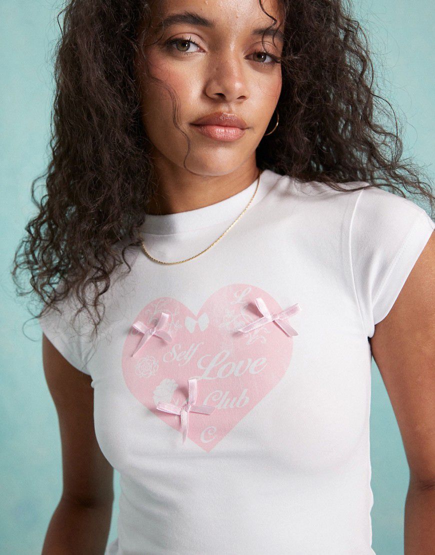 T-shirt con stampa "Self Love Club" - Miss Selfridge - Modalova