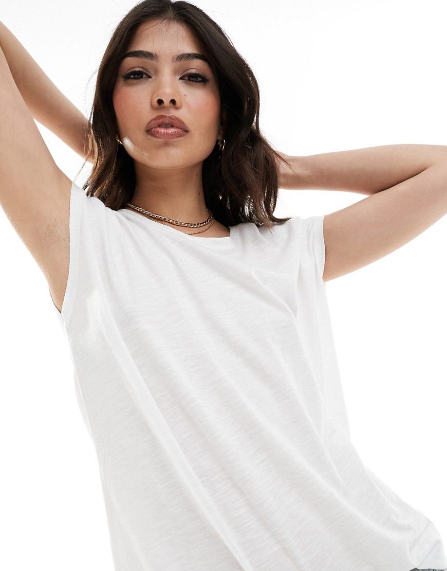 T-shirt bianca con scollo rotondo - Noisy May - Modalova