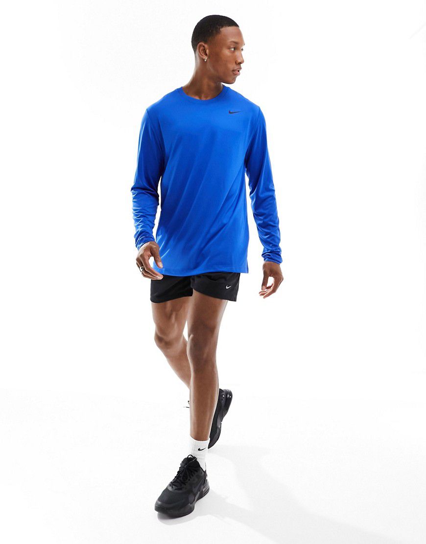 Dri-FIT - Maglietta a maniche lunghe con logo Nike sul petto - Nike Training - Modalova