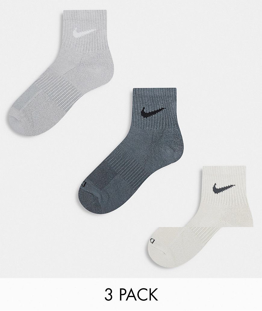 Everyday Cushioned Plus - Confezione da 3 paia di calzini imbottiti grigi - Nike Training - Modalova