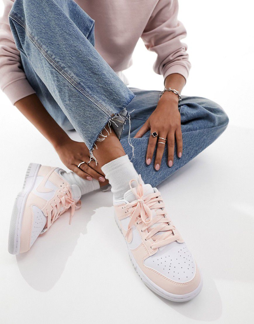 Dunk Low NN - Sneakers bianche e rosa pallido - Nike - Modalova