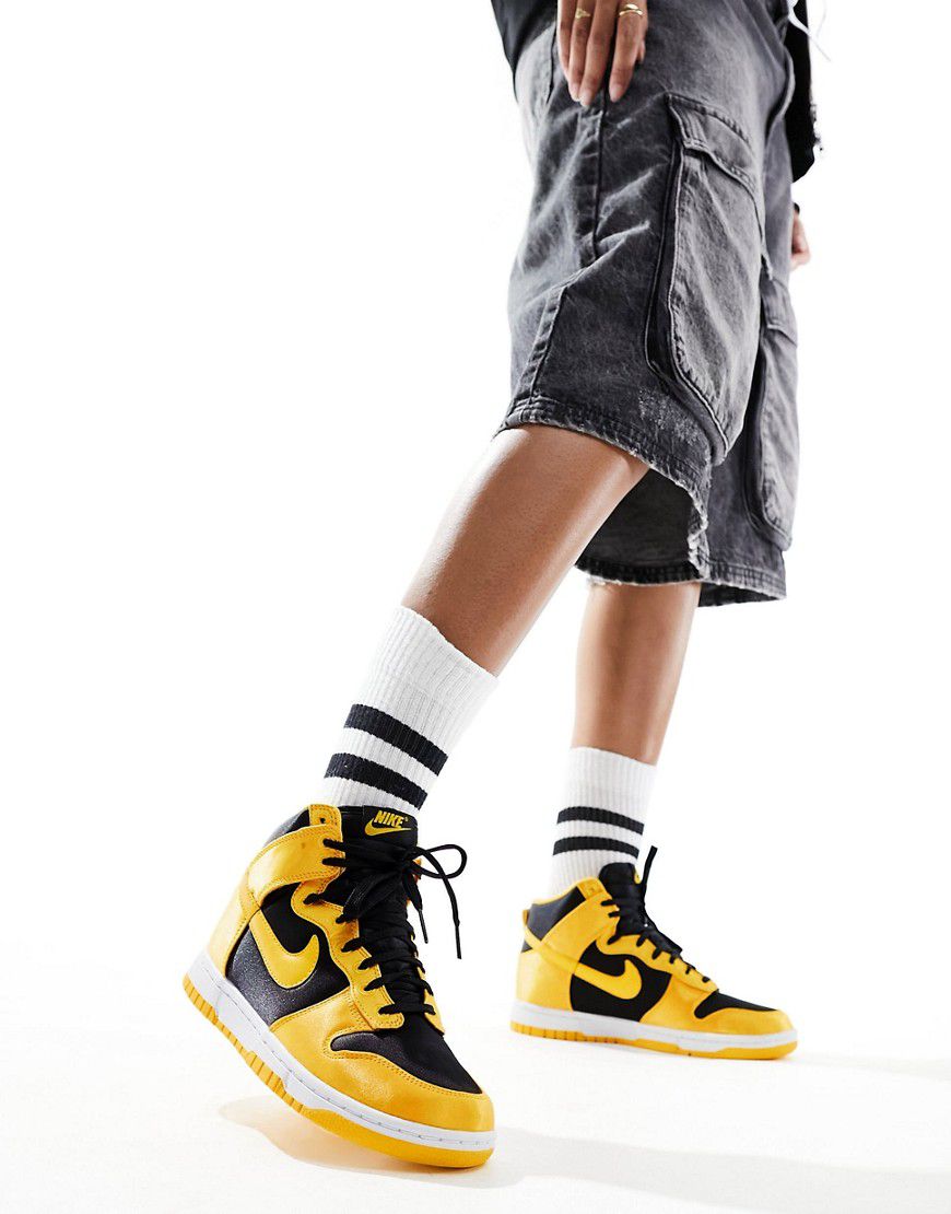 Dunk Twist High - Sneakers alte dorate e nere - Nike - Modalova