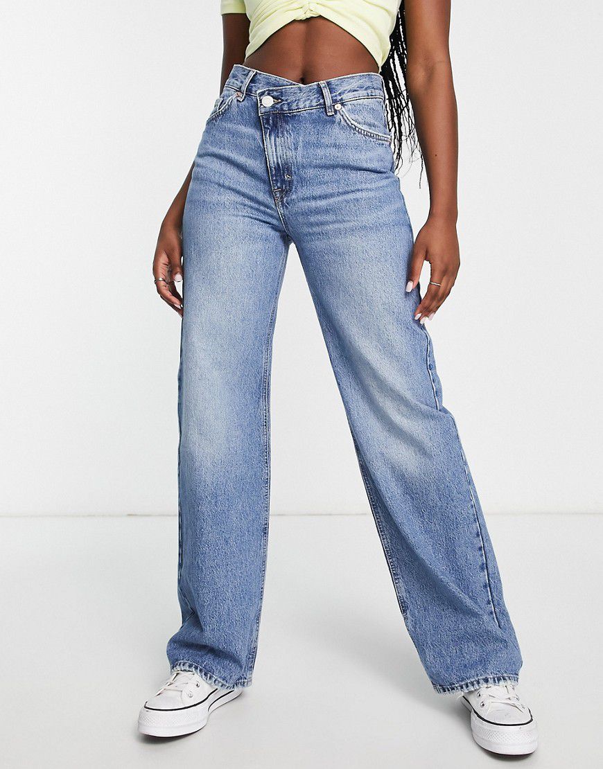 Jeans a vita alta azzurri con vita incrociata - Pull & Bear - Modalova
