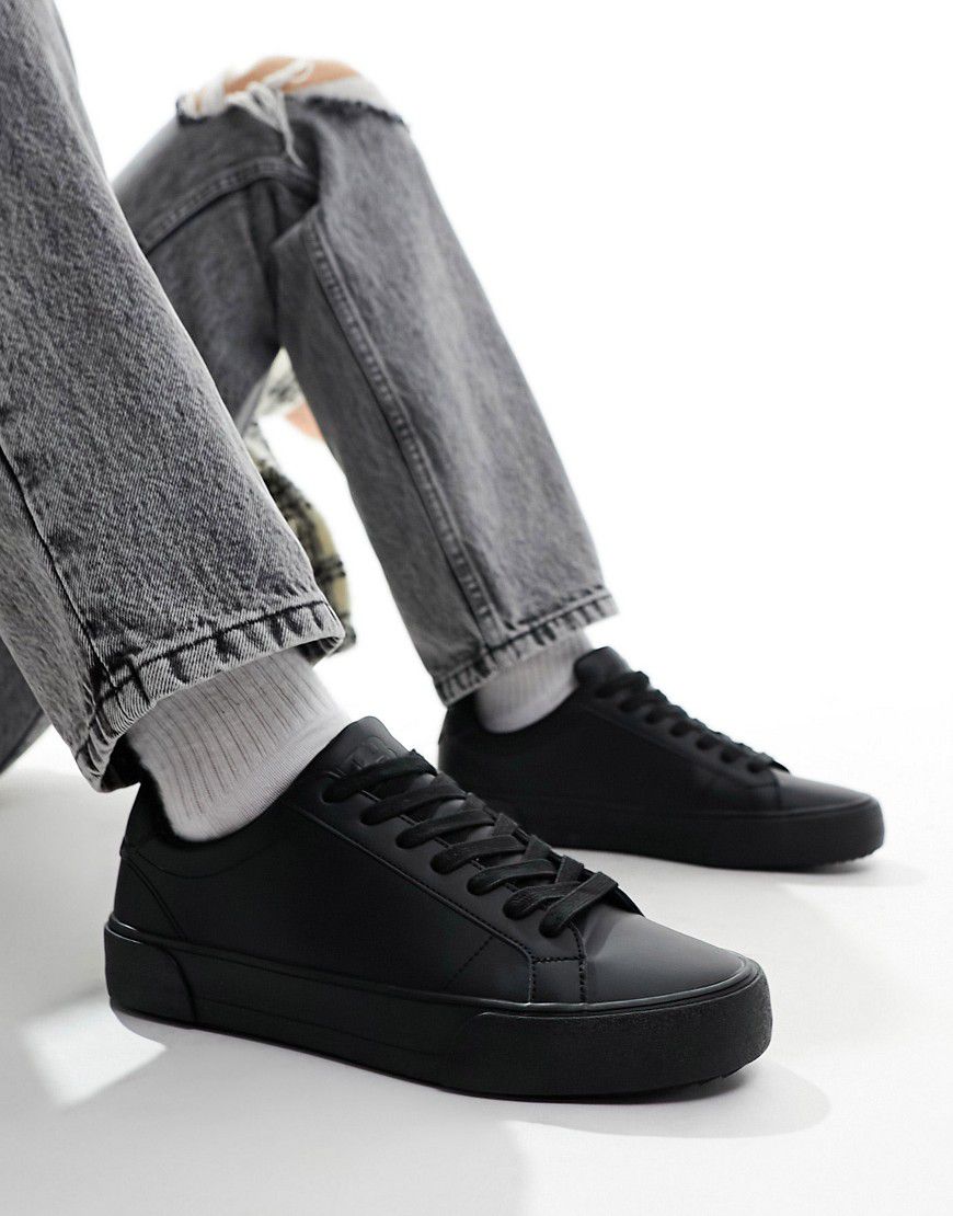 Sneakers basic stringate nere - Pull & Bear - Modalova