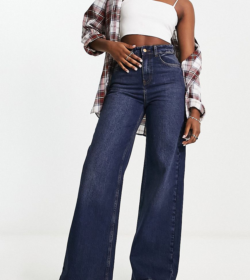 Jeans a fondo ampio effetto sporco - Reclaimed Vintage - Modalova