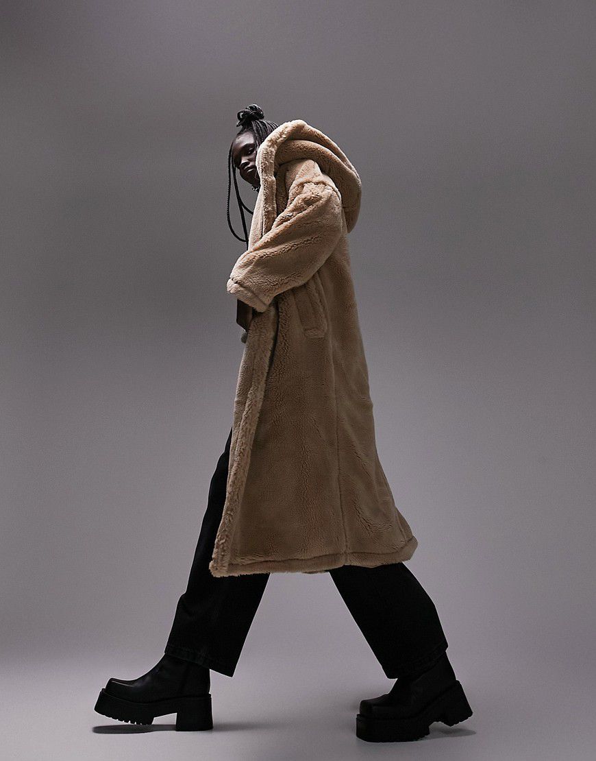 Cappotto in pile borg color cammello con cappuccio - Topshop - Modalova