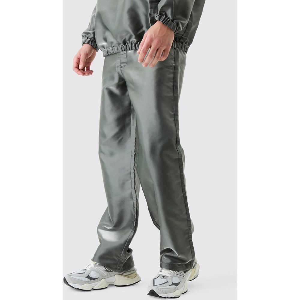 Pantaloni Cargo in nylon metallizzato liquido - boohoo - Modalova